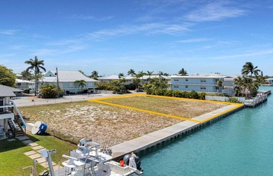 One of the last two duplex zoned, canal front, lots. New seawall - photo 5