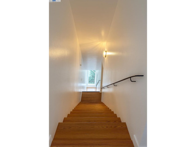 Price Improvement!This expansive three-level Oak Knoll home - photo 5