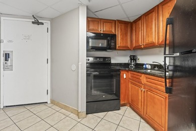 BACK ON THE MARKET. GIGANTIC PRICE REDUCTION for this style of a - photo 3