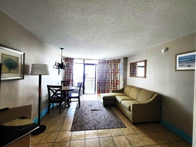BACK ON THE MARKET. GIGANTIC PRICE REDUCTION for this style of a - photo 10