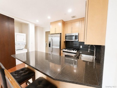Welcome to 31-32 Union Street #4C, a well-maintained 2-bedroom - photo 2