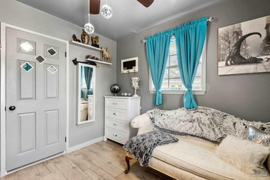 *Motivated Sellers* Check out this adorable move in ready - photo 32