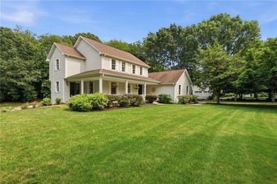 Welcome to 136 Holly Hills Lane, a beautifully maintained - photo 3