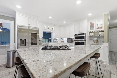 Discover the perfect blend of privacy, space and coastal - photo 8