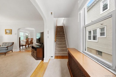 Nestled in the highly sought-after Woodlawn Heights neighborhood - photo 5
