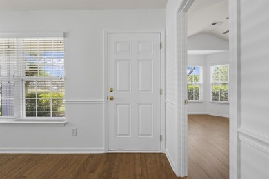 MUST SEE! This beautifully updated, single-level END UNIT - photo 10
