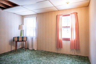Charming 2 bed, 1 bath single wide manufactured home, just - photo 6