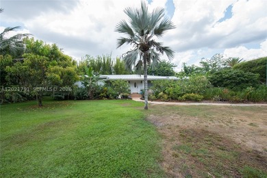 Prepare to be enchanted by this tropical oasis nestled in the - photo 39