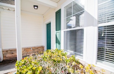 Welcome to this beautifully updated townhome in the desirable - photo 3