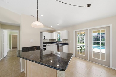 Welcome to this beautifully maintained 3-bedroom, 3-bathroom - photo 5