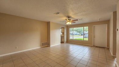 BRAND NEW ROOF in 2025. NEW Carpet. Seller is willing to FULLY - photo 6