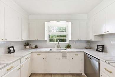 Welcome home to this charming Charleston home featuring - photo 5