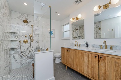 Stunning 4-bedroom, 3-bath Colonial located in highly desirable - photo 20