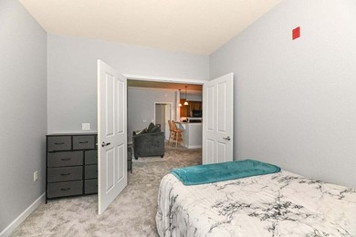 Turnkey 1+ bedroom unit with beautiful Lake Michigan balcony - photo 21