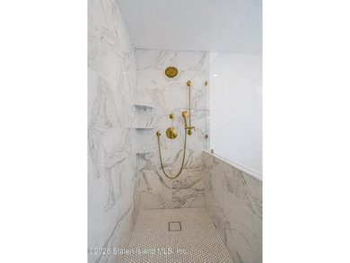 Stunning 4-bedroom, 3-bath Colonial located in highly desirable - photo 21