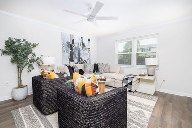 Beautifully updated and move-in ready, this charming condo is - photo 5