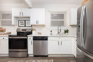 Beautifully updated and move-in ready, this charming condo is - photo 9