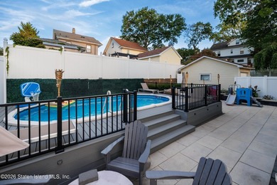 Stunning 4-bedroom, 3-bath Colonial located in highly desirable - photo 30