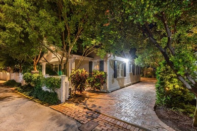 More than a residence and rarer than legend, 910-914 Watson - photo 10