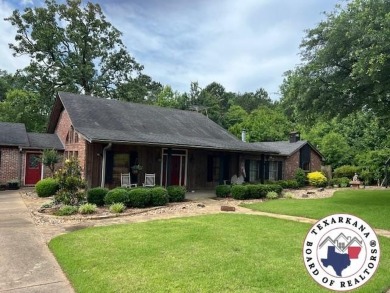(private lake, pond, creek) Home For Sale in Texarkana Texas