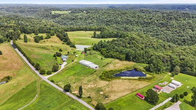 (private lake, pond, creek) Home For Sale in Zoe Kentucky