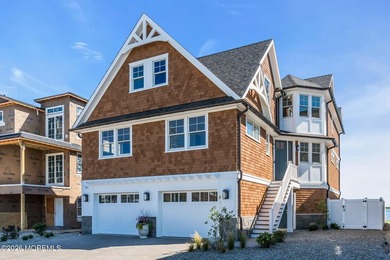 Commanding the Bayfront with rare elegance and presence, 153 - photo 3