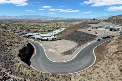 Welcome to MacDonald Highlands, Henderson's premier guard-gated - photo 6