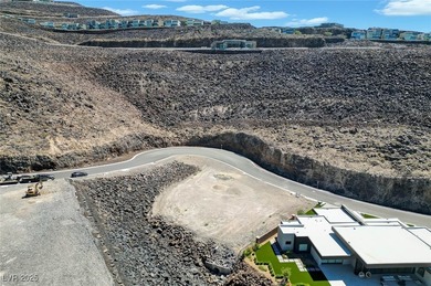 Welcome to MacDonald Highlands, Henderson's premier guard-gated - photo 10
