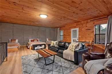 Welcome to your own private oasis nestled in the Ozark Mountains - photo 20