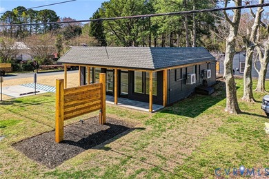 Prime Commercial Opportunity - Two Buildings on One Parcel! This - photo 3