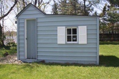 150 ft. of water frontage .Lot has in ground sprinklers and - photo 8
