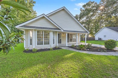 Welcome to this beautiful 3-bedroom, 2-bath home in the - photo 4