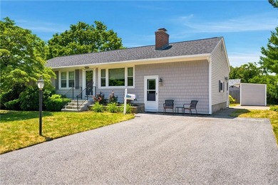Welcome to this well-built, lovingly maintained ranch in the - photo 1