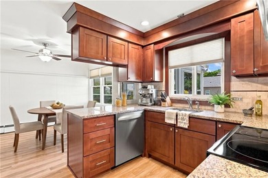 Welcome to this well-built, lovingly maintained ranch in the - photo 2