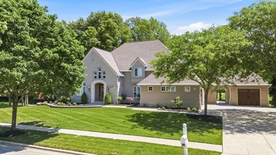 Experience luxury living in the prestigious Tartan Fields - photo 5