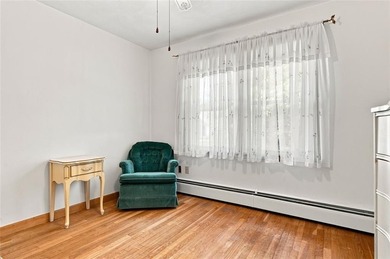 Welcome to this well-built, lovingly maintained ranch in the - photo 10
