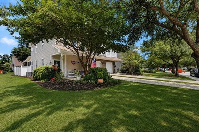Welcome to The Gates at Fenwick Plantation! This move-in-ready - photo 1