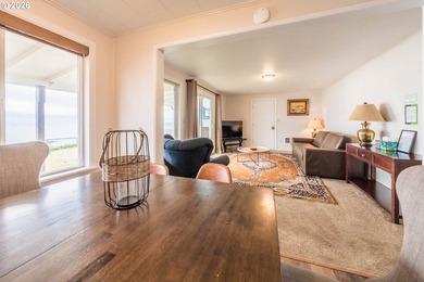 Oceanfront with outstanding views of the surf and sunsets zoned - photo 14