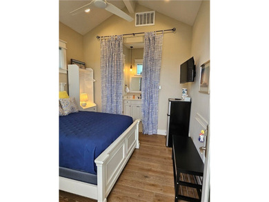Nestled among 50 acres of protected dunes, Sunflower Luxury - photo 20
