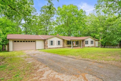 Lake Home For Sale in Hot Springs, Arkansas