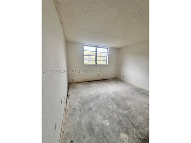 Handyman Special. 2B/2B Condo. This condo is ready for the right - photo 8