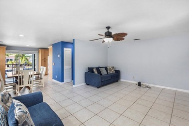 Custom-built 2-bedroom, 2-bathroom home (1987) situated on a - photo 8