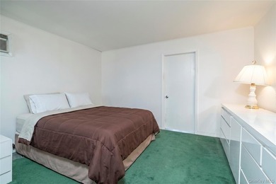Welcome to this spacious 3-bedroom expanded Cape situated on an - photo 9