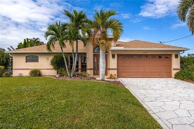 Cape Coral Lakes Area Home For Sale in Cape Coral Florida