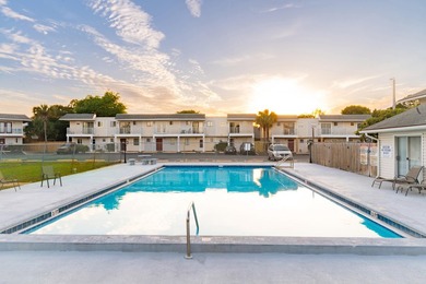This charming 2-bedroom, 2-bathroom townhouse in the desirable - photo 12