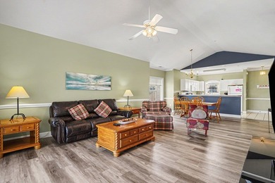 Beautifully furnished top-floor, end-unit 2-bedroom, 2-bath - photo 5