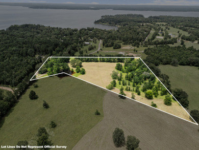 Lake Acreage For Sale in Jefferson, Texas