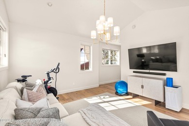 This sophisticated townhome in The Fairway's neighborhood of - photo 28