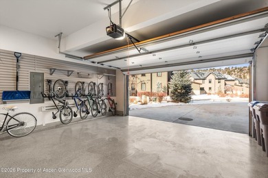 This sophisticated townhome in The Fairway's neighborhood of - photo 35