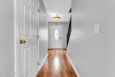 AMAZING VALUE!!! BEAUTIFUL COLONIAL SITUATED ON A LARGE CORNER - photo 5